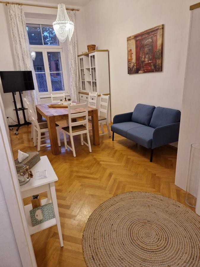 Entzueckendes Apartment Im Zentrum Graz Buitenkant foto