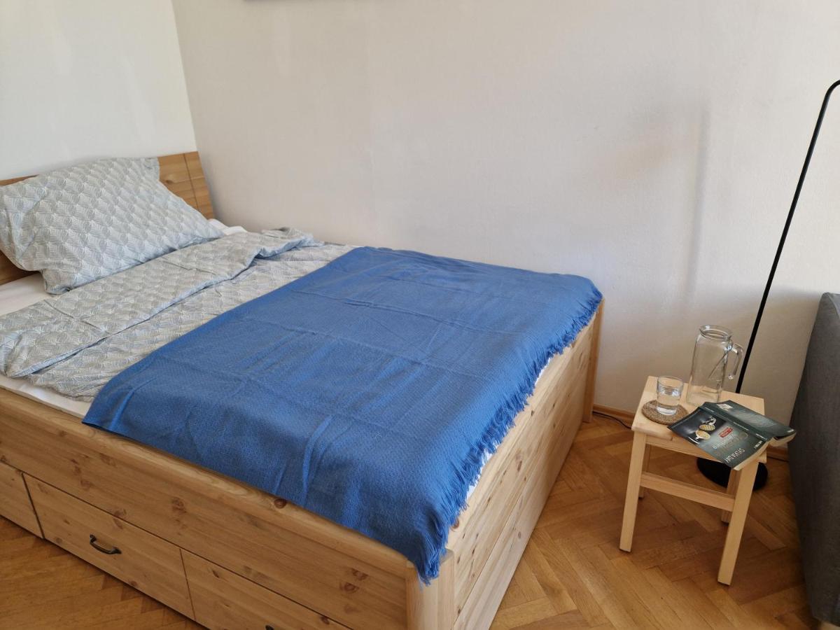Entzueckendes Apartment Im Zentrum Graz Buitenkant foto